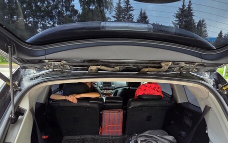 Toyota Highlander III, 2011 год, 1 600 000 рублей, 14 фотография