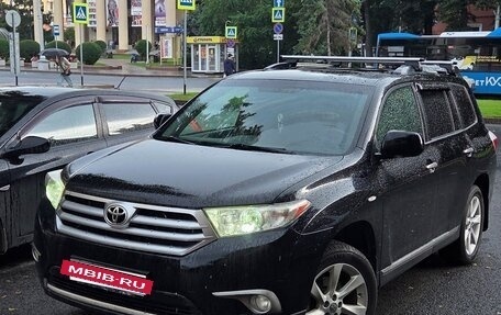 Toyota Highlander III, 2011 год, 1 600 000 рублей, 25 фотография