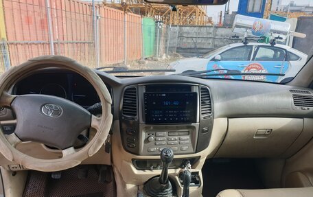 Toyota Land Cruiser 100 рестайлинг 2, 2007 год, 1 600 000 рублей, 7 фотография
