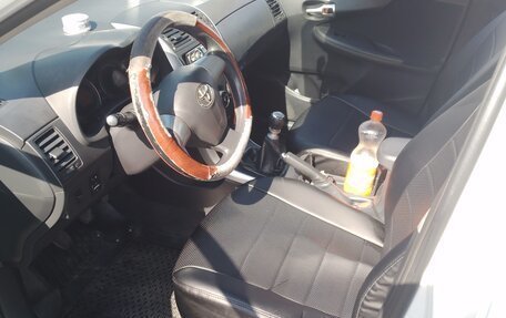 Toyota Corolla, 2011 год, 850 000 рублей, 2 фотография