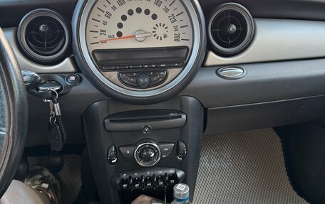 MINI Hatch, 2011 год, 750 000 рублей, 8 фотография
