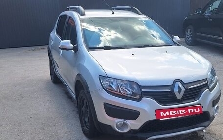 Renault Sandero II рестайлинг, 2017 год, 800 000 рублей, 3 фотография