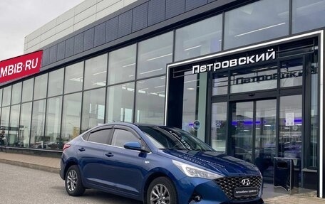Hyundai Solaris II рестайлинг, 2022 год, 1 750 000 рублей, 5 фотография