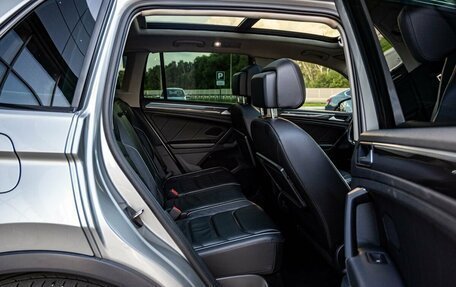 Volkswagen Tiguan II, 2019 год, 2 500 000 рублей, 12 фотография