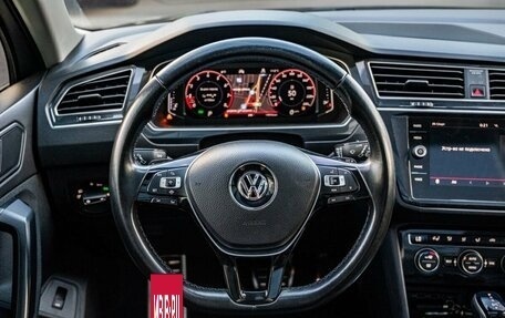 Volkswagen Tiguan II, 2019 год, 2 500 000 рублей, 15 фотография