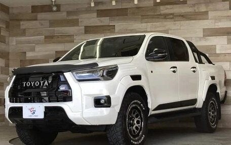 Toyota Hilux VIII, 2021 год, 3 100 000 рублей, 1 фотография