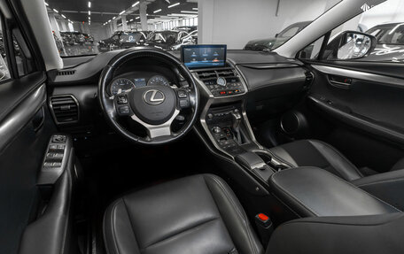 Lexus NX I, 2018 год, 2 850 000 рублей, 7 фотография