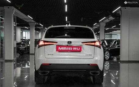 Lexus NX I, 2018 год, 2 850 000 рублей, 6 фотография