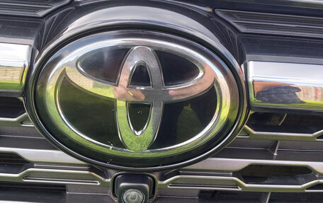 Toyota RAV4, 2019 год, 3 300 000 рублей, 16 фотография
