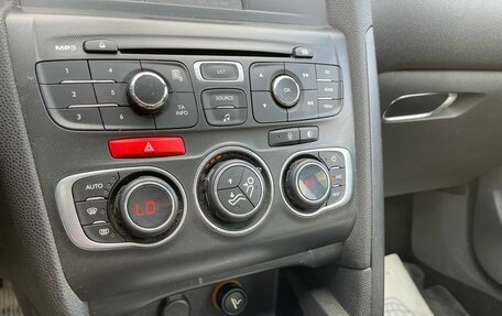Citroen DS4, 2011 год, 595 000 рублей, 9 фотография