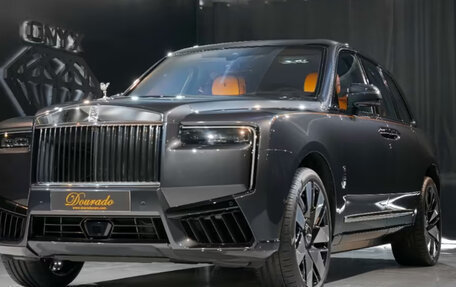 Rolls-Royce Cullinan, 2025 год, 50 000 000 рублей, 9 фотография