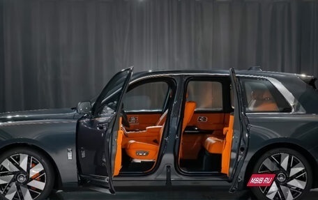 Rolls-Royce Cullinan, 2025 год, 50 000 000 рублей, 17 фотография