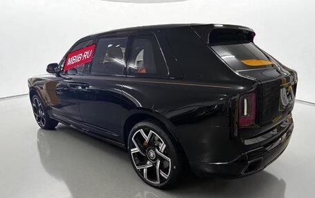 Rolls-Royce Cullinan, 2025 год, 50 000 000 рублей, 2 фотография