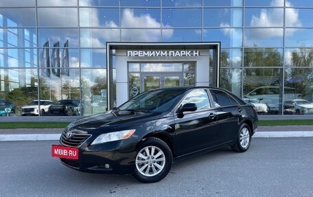 Toyota Camry, 2007 год, 1 050 000 рублей, 2 фотография