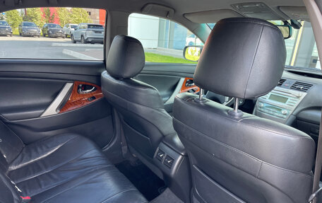 Toyota Camry, 2007 год, 1 050 000 рублей, 17 фотография