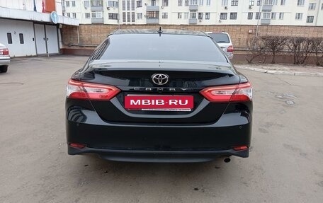 Toyota Camry, 2021 год, 1 299 000 рублей, 4 фотография