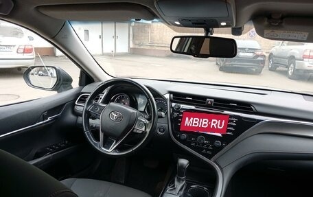 Toyota Camry, 2021 год, 1 299 000 рублей, 9 фотография