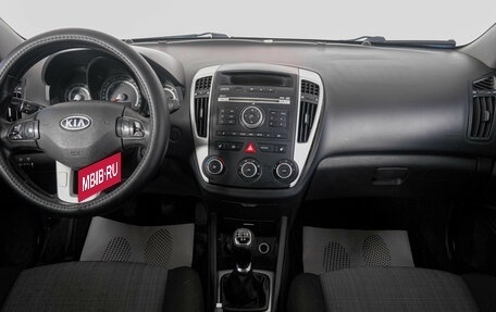 KIA cee'd I рестайлинг, 2011 год, 549 000 рублей, 12 фотография