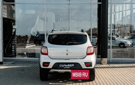 Renault Sandero II рестайлинг, 2015 год, 900 000 рублей, 4 фотография