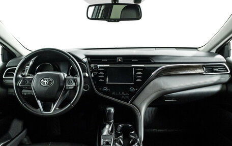 Toyota Camry, 2018 год, 2 129 898 рублей, 13 фотография