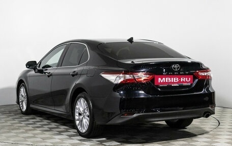 Toyota Camry, 2018 год, 2 129 898 рублей, 7 фотография
