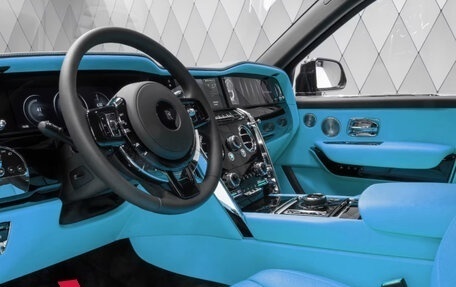 Rolls-Royce Cullinan, 2025 год, 50 000 000 рублей, 11 фотография