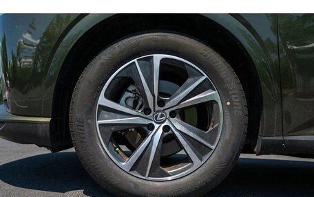 Lexus RX IV рестайлинг, 2023 год, 6 585 844 рублей, 8 фотография