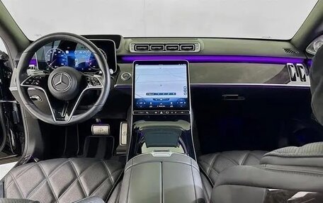 Mercedes-Benz Maybach S-Класс, 2023 год, 26 986 744 рублей, 32 фотография