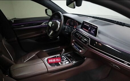 BMW 7 серия, 2020 год, 7 800 000 рублей, 9 фотография