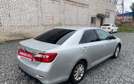 Toyota Camry, 2013 год, 1 690 000 рублей, 4 фотография