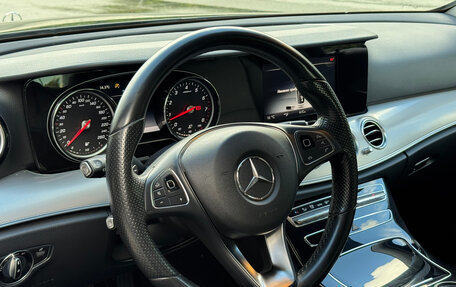 Mercedes-Benz E-Класс, 2017 год, 2 890 000 рублей, 16 фотография