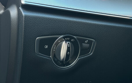 Mercedes-Benz E-Класс, 2017 год, 2 890 000 рублей, 17 фотография