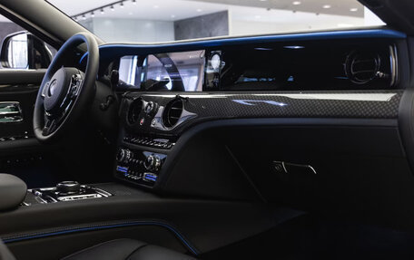 Rolls-Royce Ghost Series II рестайлинг, 2025 год, 45 000 000 рублей, 8 фотография