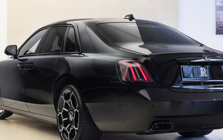 Rolls-Royce Ghost Series II рестайлинг, 2025 год, 45 000 000 рублей, 9 фотография