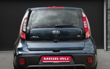 KIA Soul II рестайлинг, 2018 год, 1 697 000 рублей, 6 фотография