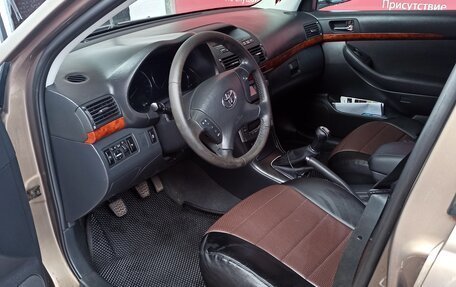 Toyota Avensis III рестайлинг, 2006 год, 780 000 рублей, 8 фотография
