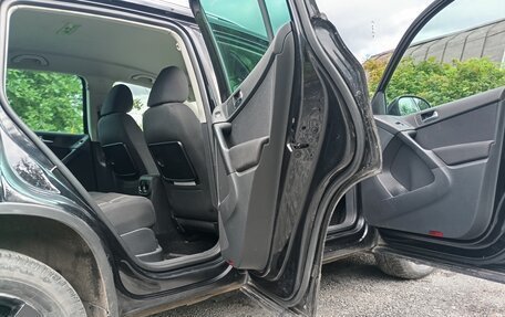 Volkswagen Tiguan I, 2010 год, 890 000 рублей, 13 фотография
