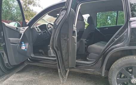 Volkswagen Tiguan I, 2010 год, 890 000 рублей, 14 фотография