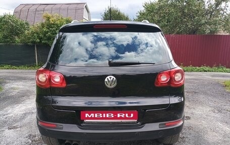 Volkswagen Tiguan I, 2010 год, 890 000 рублей, 4 фотография