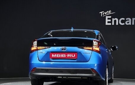Toyota Prius IV XW50, 2022 год, 2 335 035 рублей, 8 фотография