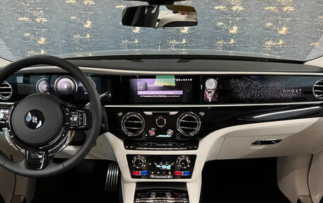 Rolls-Royce Ghost Series II рестайлинг, 2025 год, 44 000 000 рублей, 8 фотография