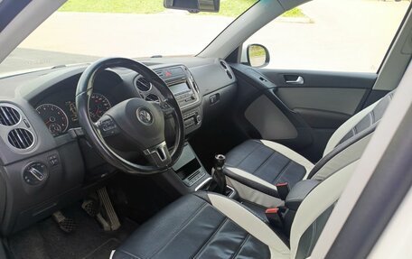 Volkswagen Tiguan I, 2011 год, 1 050 000 рублей, 20 фотография