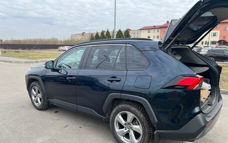 Toyota RAV4, 2020 год, 3 399 000 рублей, 10 фотография