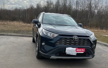 Toyota RAV4, 2020 год, 3 399 000 рублей, 6 фотография