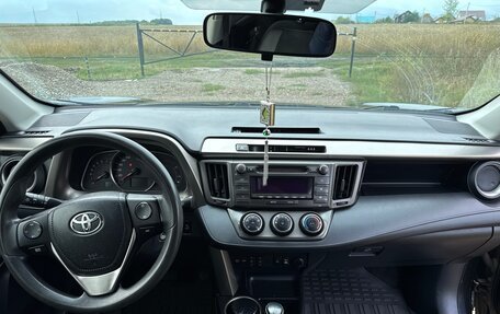 Toyota RAV4, 2014 год, 1 700 000 рублей, 4 фотография