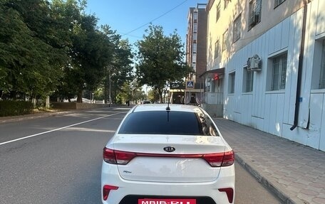 KIA Rio IV, 2019 год, 1 430 000 рублей, 4 фотография