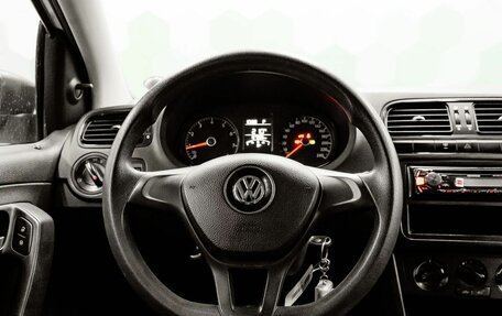 Volkswagen Polo VI (EU Market), 2015 год, 1 048 000 рублей, 12 фотография