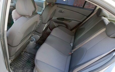 KIA Rio II, 2011 год, 680 000 рублей, 11 фотография
