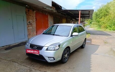 KIA Rio II, 2011 год, 680 000 рублей, 3 фотография
