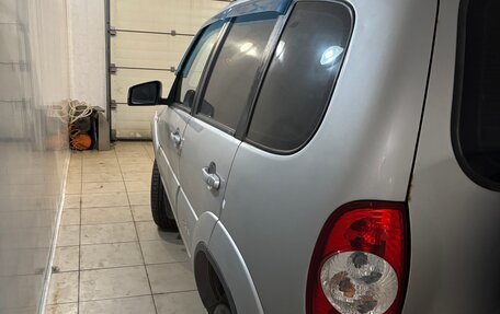 Chevrolet Niva I рестайлинг, 2013 год, 470 000 рублей, 8 фотография